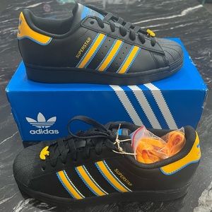 BRAND NEW Adidas Superstar J Size 7Y / 8.5W